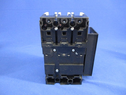 漏洩遮断器3P3E50A(アラームスイッチ付) NV63-SV