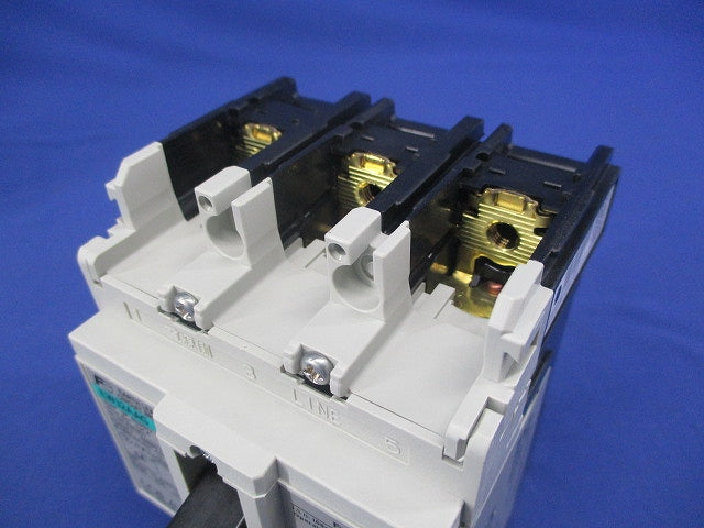 漏電ブレーカ3P5A EW32AAG