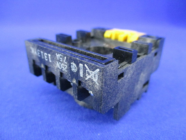 共用ソケット 表面接続ソケット PF113A