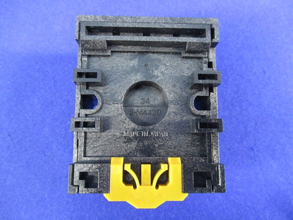 共用ソケット 表面接続ソケット PF113A