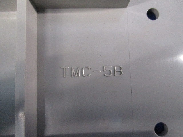 ブレーカー用表面形端子カバー(ライトグレー)(タッピングネジ不足) TMC-5B