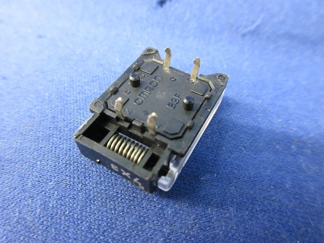 タクタイルスイッチ(5個入) B3F-8000