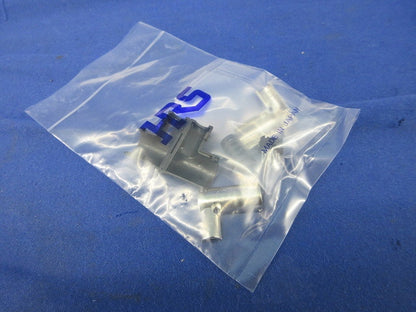 小型丸形プラスチックコネクタ(11個入)(新品未開封) HR212-10LP-8P(71)