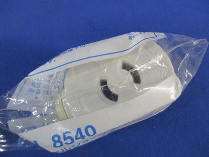 抜け止めコンセントプラグ(3個入)(オフホワイト)(新品未開封) National DH8540