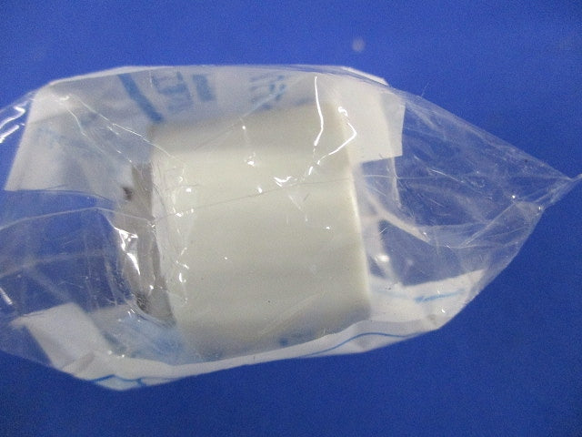 抜け止めコンセントプラグ(3個入)(オフホワイト)(新品未開封) National DH8540