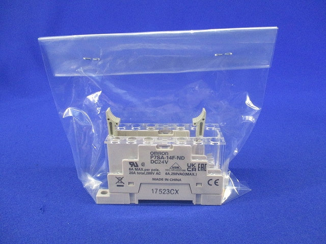 表面接続ソケット DC24V P7SA-14F-ND