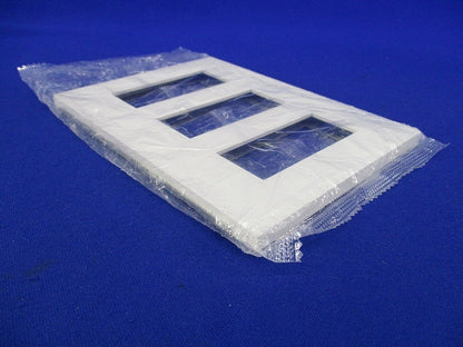 コンセントプレート(２個入)汚れ有(ピュアホワイト) NKP-3UF-3-PW