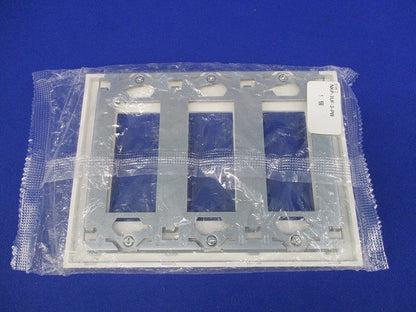 コンセントプレート(２個入)汚れ有(ピュアホワイト) NKP-3UF-3-PW