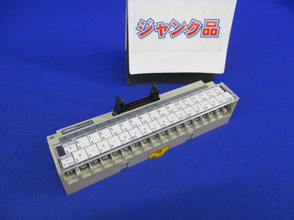 コネクタ端子台変換ユニット(ジャンク品) XW2C-20G5-IN16