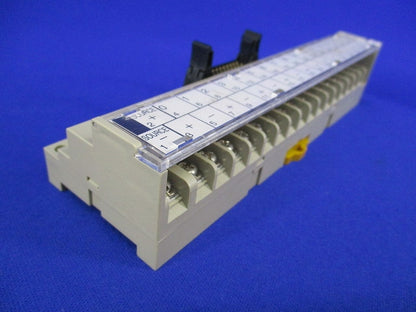 コネクタ端子台変換ユニット(ジャンク品) XW2C-20G5-IN16