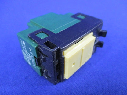 埋込パイロット･ほたるスイッチC(２個入) WT50421