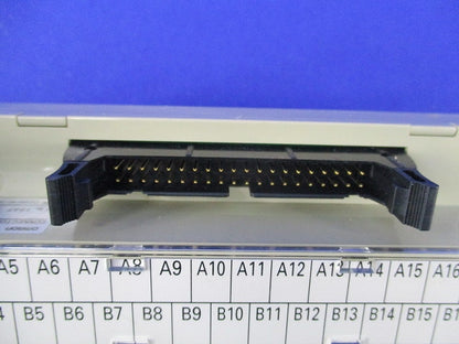 コネクタ端子台変換ユニット XW2D-40G6