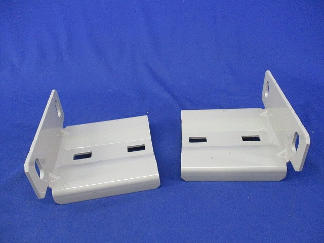 垂直支持金具(2対入)(キズ・汚れ有)(付属品不足) QRU1R