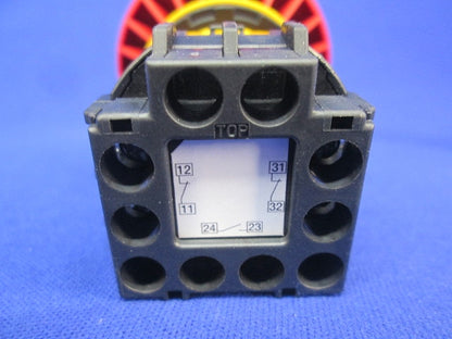 φ30非常停止用押ボタンスイッチ XN1E-BV512MFR