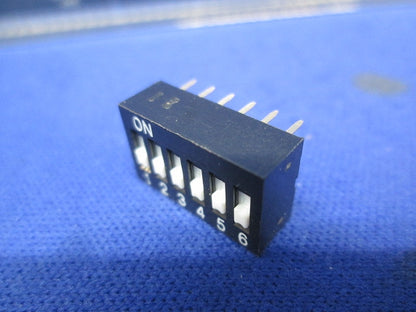 ディップスイッチ(100個入) A6E-6101-N