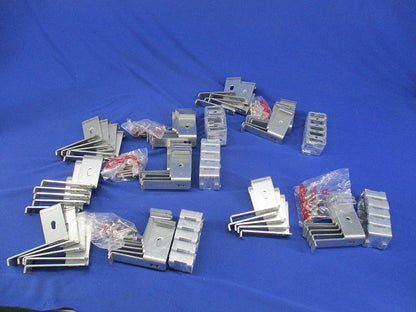 みぞ形鋼用振れ止め金具(SRタイプ)(25組入)(キズ・汚れ有) SD-SRS1M6575