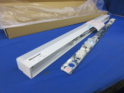 LEDベースライト(昼白色) NNF40900LR9