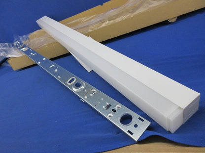 LEDベースライト(昼白色) NNF40900LR9