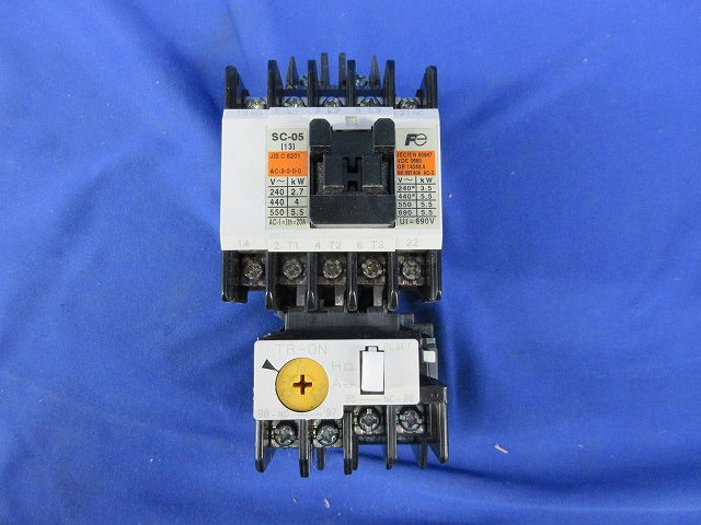 電磁開閉器200V SC-05+TR-0N