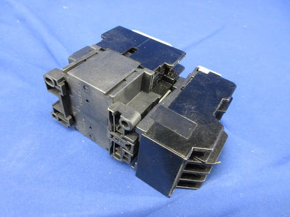 電磁開閉器200V SC-05+TR-0N