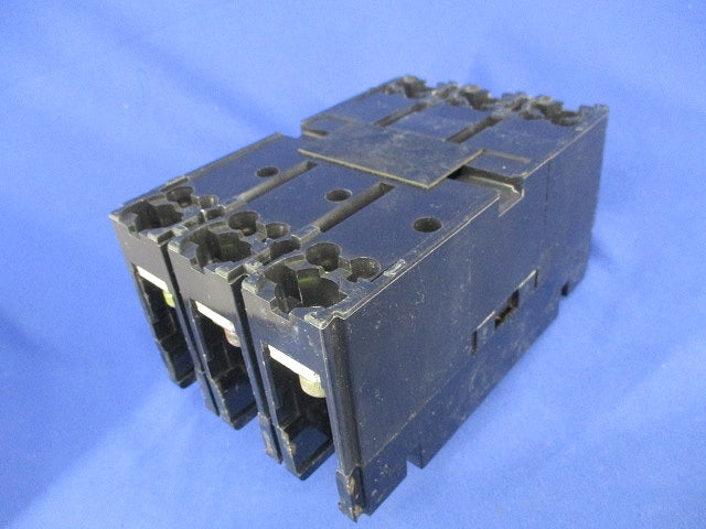 ノーヒューズブレーカ 3P125A(傷・汚れ有) NF225-CS