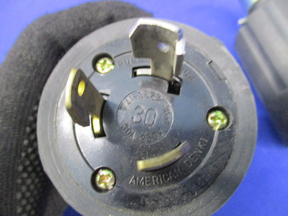 引っ掛け 防水コンセント(キズ・汚れ有) 型番不明