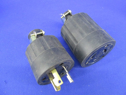 引っ掛け 防水コンセント(キズ・汚れ有) 型番不明