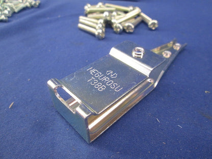二重天井用金具(18個入) T38B