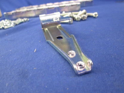 二重天井用金具(18個入) T38B