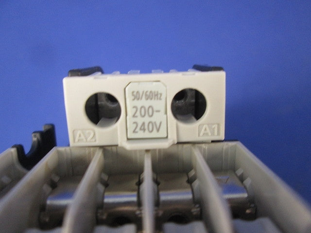 電磁開閉器(開放形)サマーリレー付 S-T12+TH-T18KP