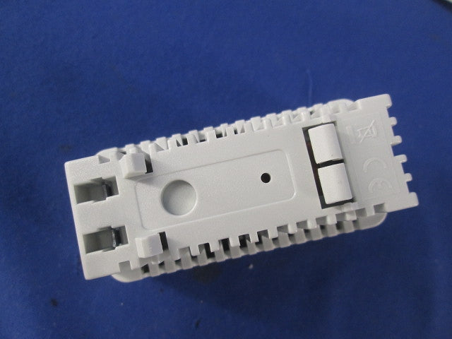 ファン用温度スイッチ(キズ・潰れ・汚れ・破れ有) STEGO AM2-XA1