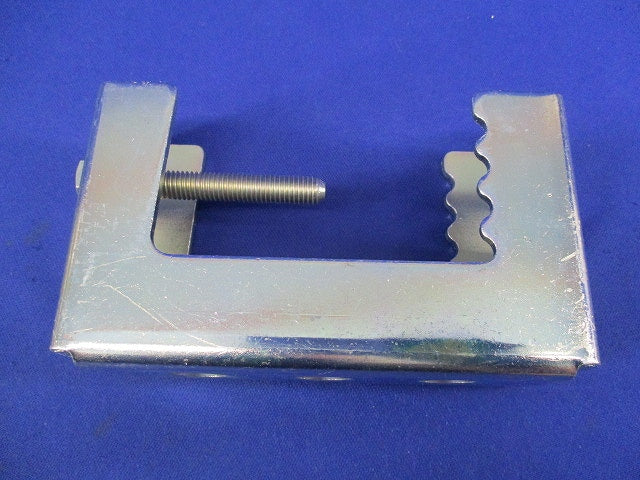 パイラック 一般形鋼用管支持金具(3個入)(キズ・汚れ有) PH7W