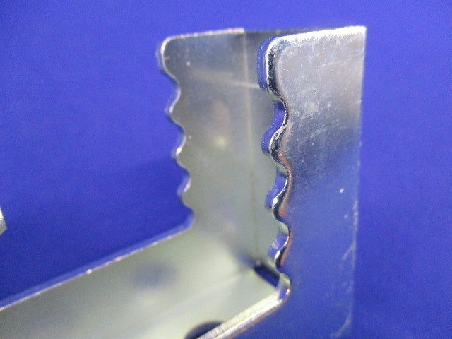 パイラック 一般形鋼用管支持金具(3個入)(キズ・汚れ有) PH7W