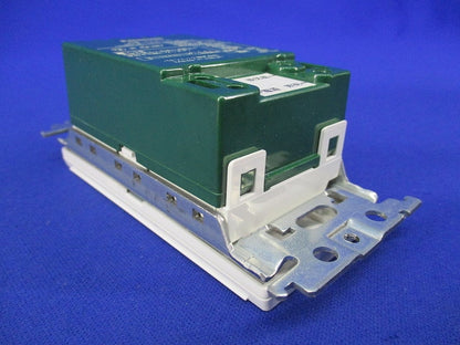 ほんのり点灯スイッチ(白熱灯用120W・換気扇連動)ホワイト WTC5733