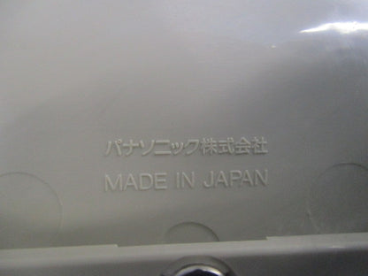 モダン大丸型天井用コンセントプレート(10枚入)(ミルキーホワイト)(新品未開封) WN8083