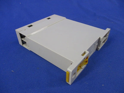 サイクルコントロールユニット AC100/240V(キズ・汚れ有) G32A-EA