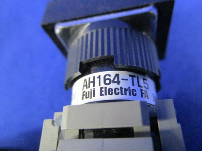 押しボタンスイッチ(白)(4個入) AH164-TL5