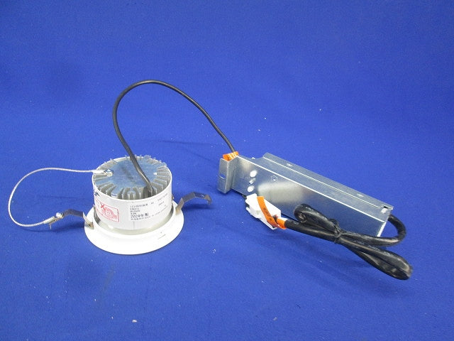 LEDベースダウンライト φ75 電球色 電源付 ERD7787WA