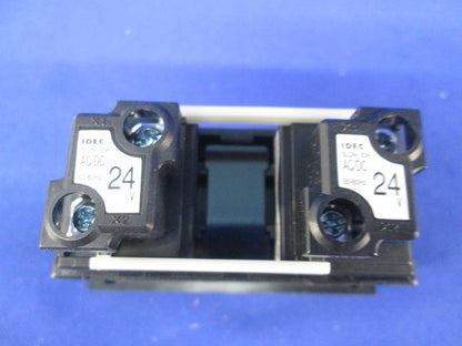 SLDシリーズ角形表示灯・単色全面照光(不足カバー有) SLD48N-1DH2BPW