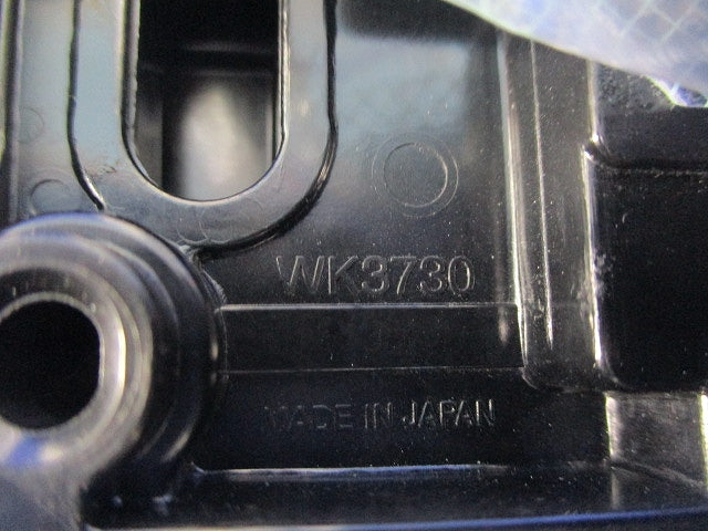 小型接地2P30A角型コンセント(2個入)黒 WK3730