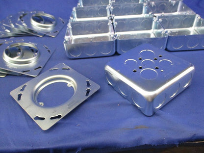 大角アウトレットボックス(塗代カバー付)(10個入) DS38446+DS4312