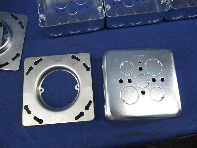 大角アウトレットボックス(塗代カバー付)(10個入) DS38446+DS4312