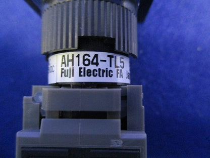 押しボタンスイッチ(白) AH164-TL5