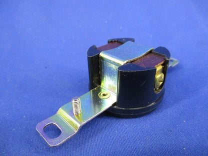 引掛形埋込コンセント(5個入) 40