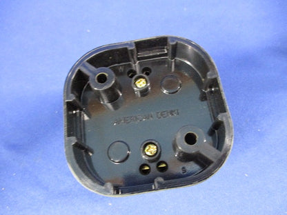 引掛形露出コンセント(10個入) 2221