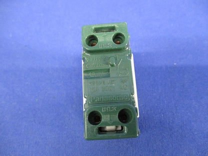 埋込ネームスイッチB(11個入)(キズ・汚れ有) WN5061