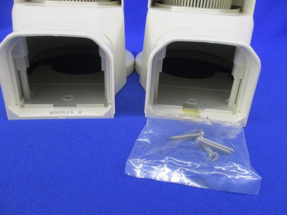壁面取出しカバーPタイプ80型(アイボリー)2個入(ビス不足・汚れ有) DAS2803
