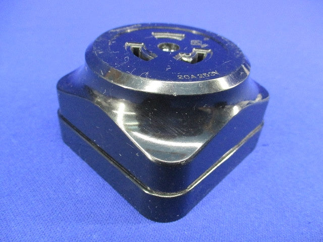 接地2P20A引掛露出コンセント(2個入)(汚れ有) WK2520