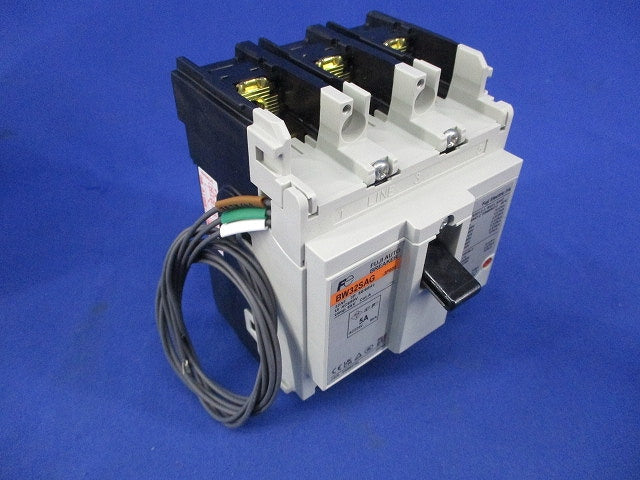 汎用一般配線用オートブレーカ3P5A(キズ・汚れ有) BW32SAG-3P005