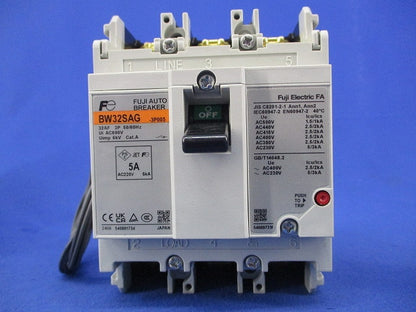 汎用一般配線用オートブレーカ3P5A(キズ・汚れ有) BW32SAG-3P005